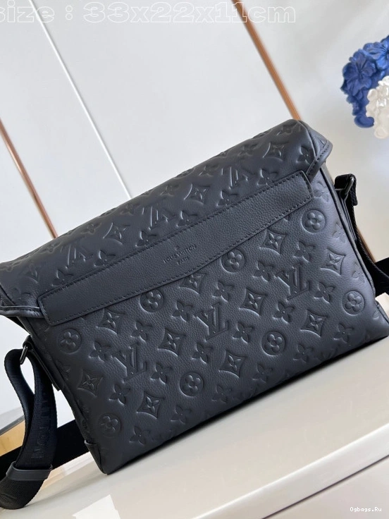 Messenger PM-33*22.5*11CM LOUIS VUITTON Voyager 0124